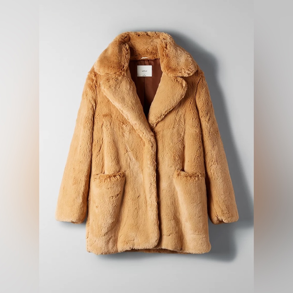 Wilfred Aritzia Muse Faux Fur Coat